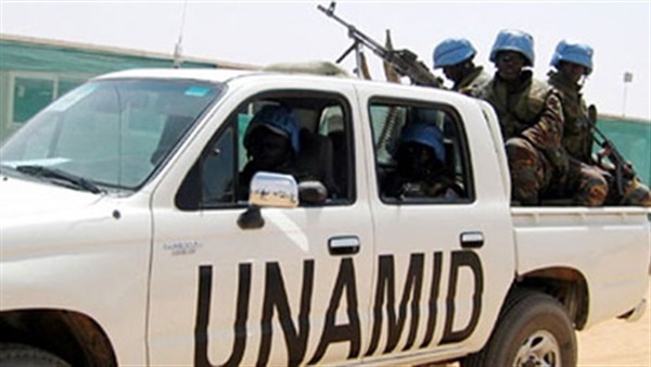 نهب مقر البعثة المشتركة للأمم المتحدة والاتحاد الأفريقي (يومانيد) بالجنينة