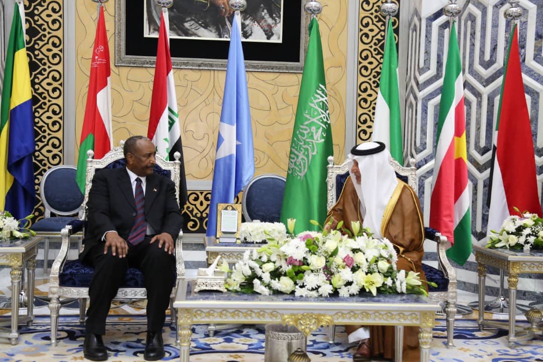 السودان يجدد دعمه للمملكة والامارات ضد العدوان