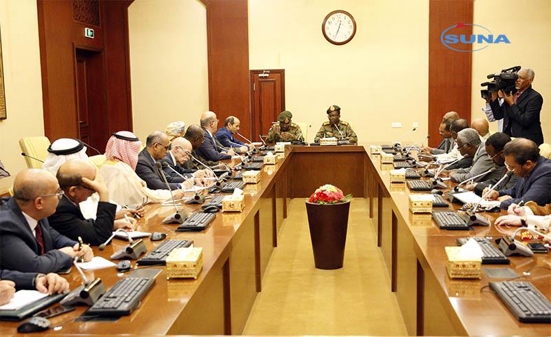 المجلس العسكري يطلع البعثات الدبلوماسية العربية على راهن البلاد