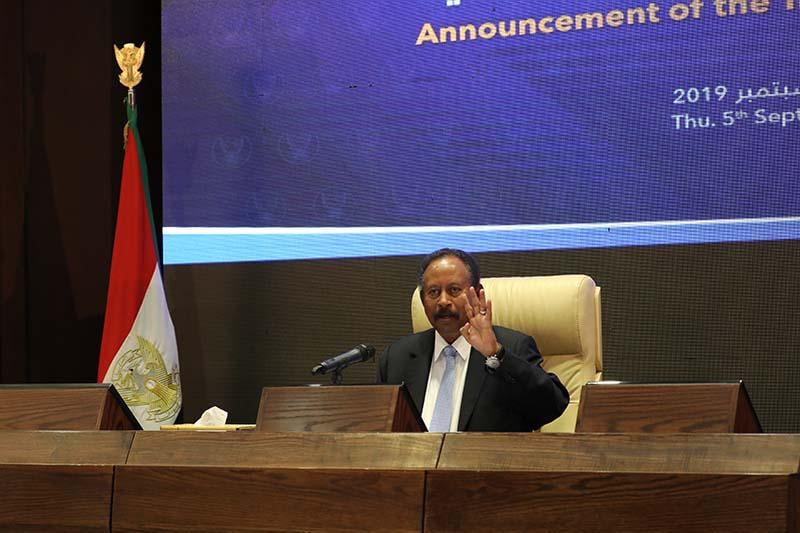 قيادي يطالب حمدوك بالتركيز على مكافحة الفساد
