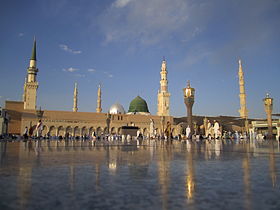 هل الصلاة في المسجد النبوي تحتاج تصريح