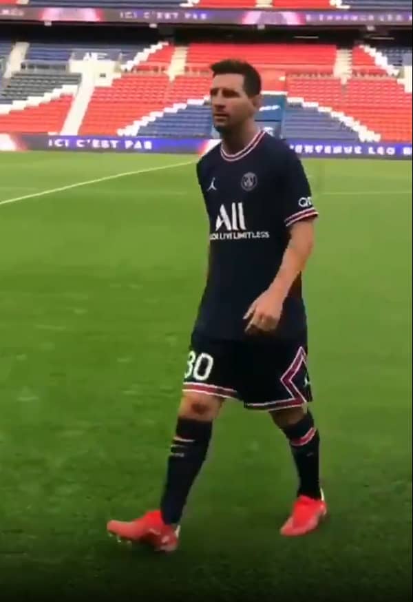 ميسى بزي باريس سان جيرمان